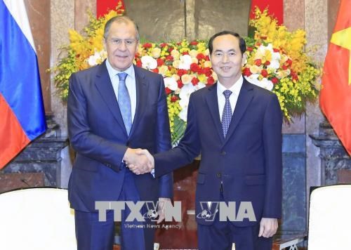 Chủ tịch nước Trần Đại Quang tiếp Bộ trưởng Ngoại giao Liên bang Nga.